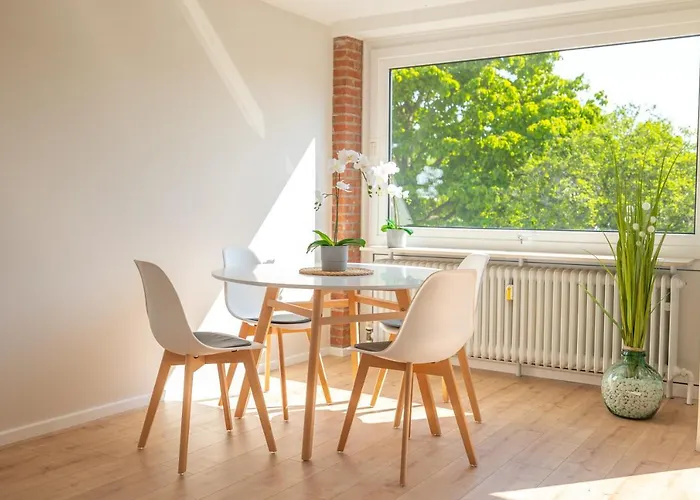 Moin Apartment Mit 2 Balkonen U Kostenlosen Parkmoeglichkeiten