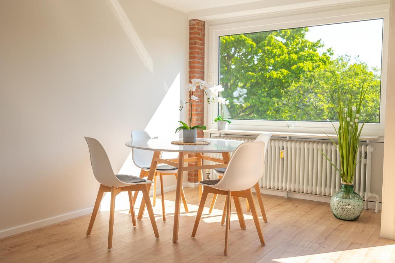 Apartment Moin Mit 2 Balkonen U Kostenlosen Parkmoeglichkeiten